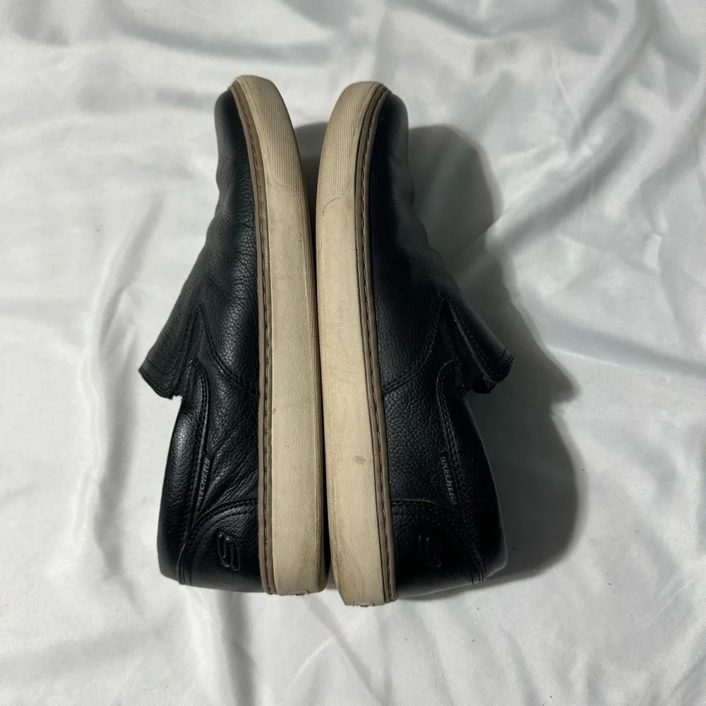Sketchers Leather/Synthetic Upper Slip-on Shoes  Black Tan soles Size 10 - Picture 5 of 9